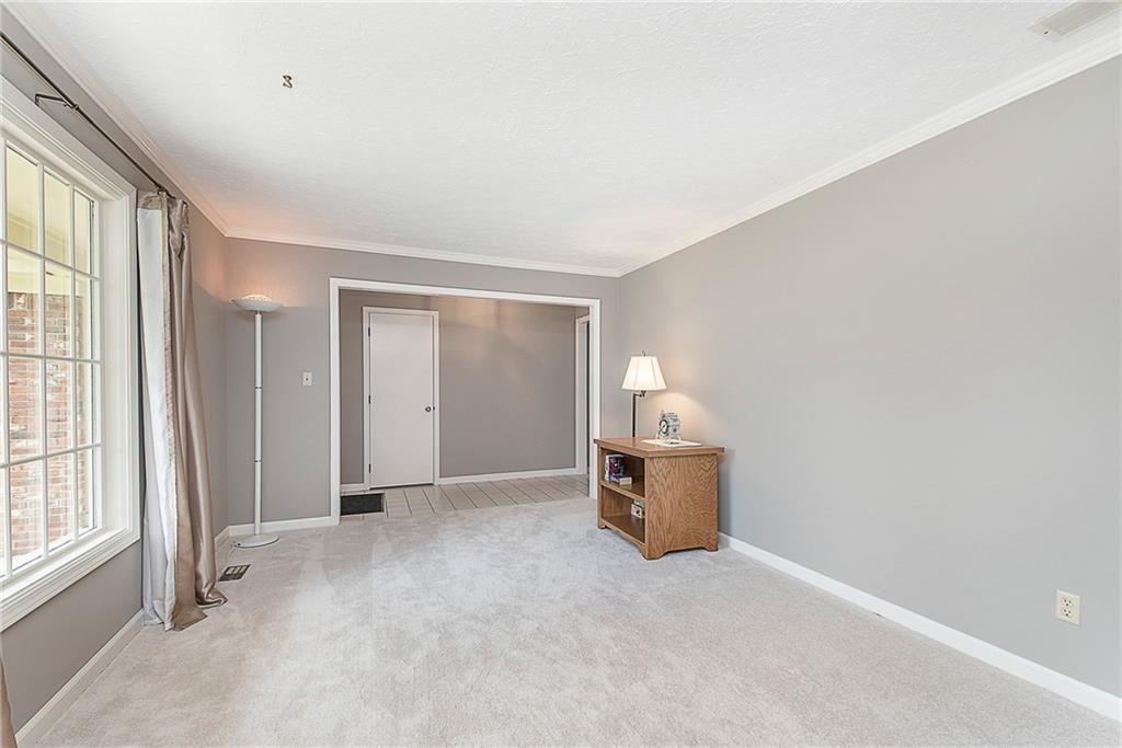 12816 Charing Cross Road Carmel, IN 46033 - Photo 5 of 29 Gallery Image 5