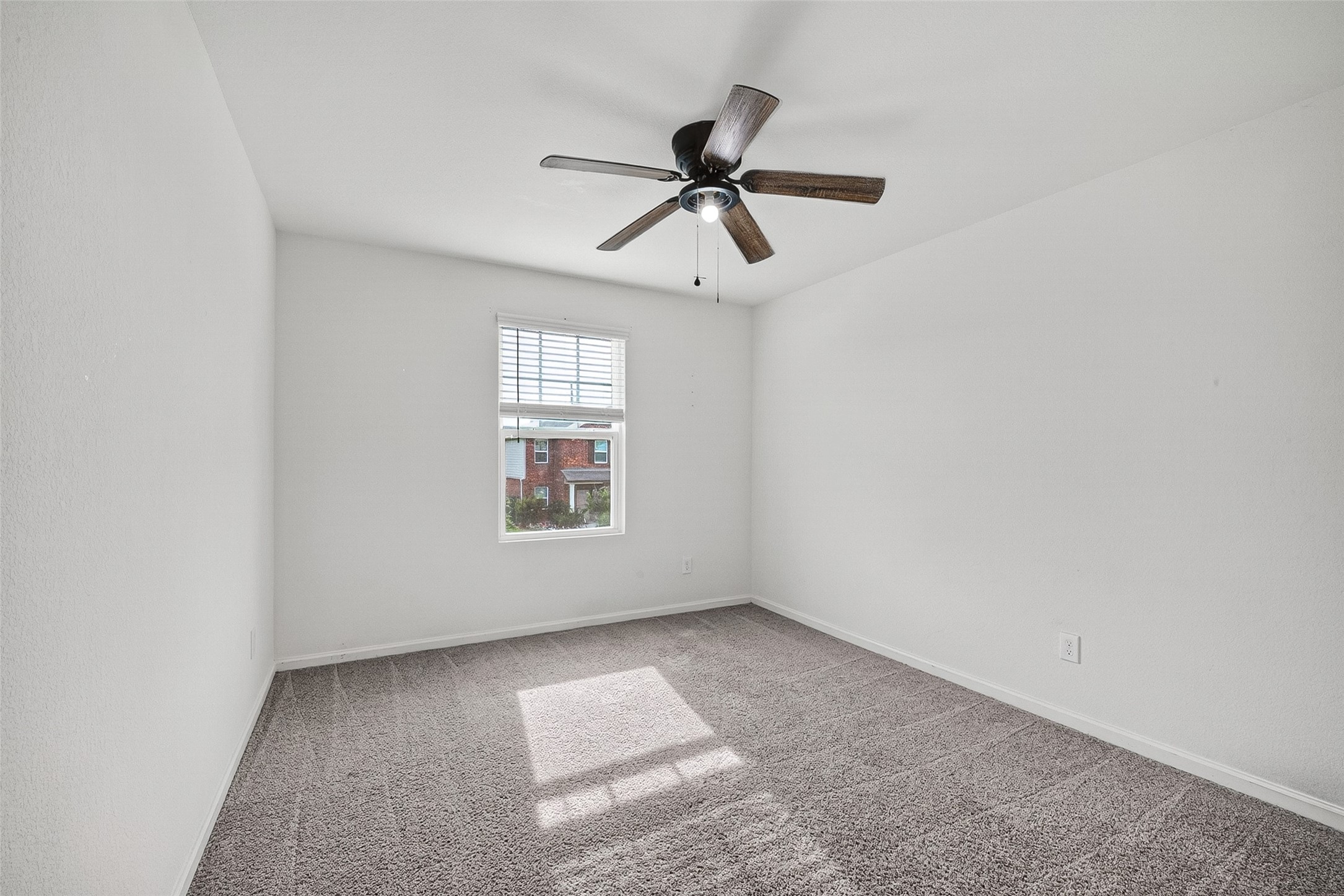 7518 Evitale Way Houston, TX 77049 - Photo 37 of 50