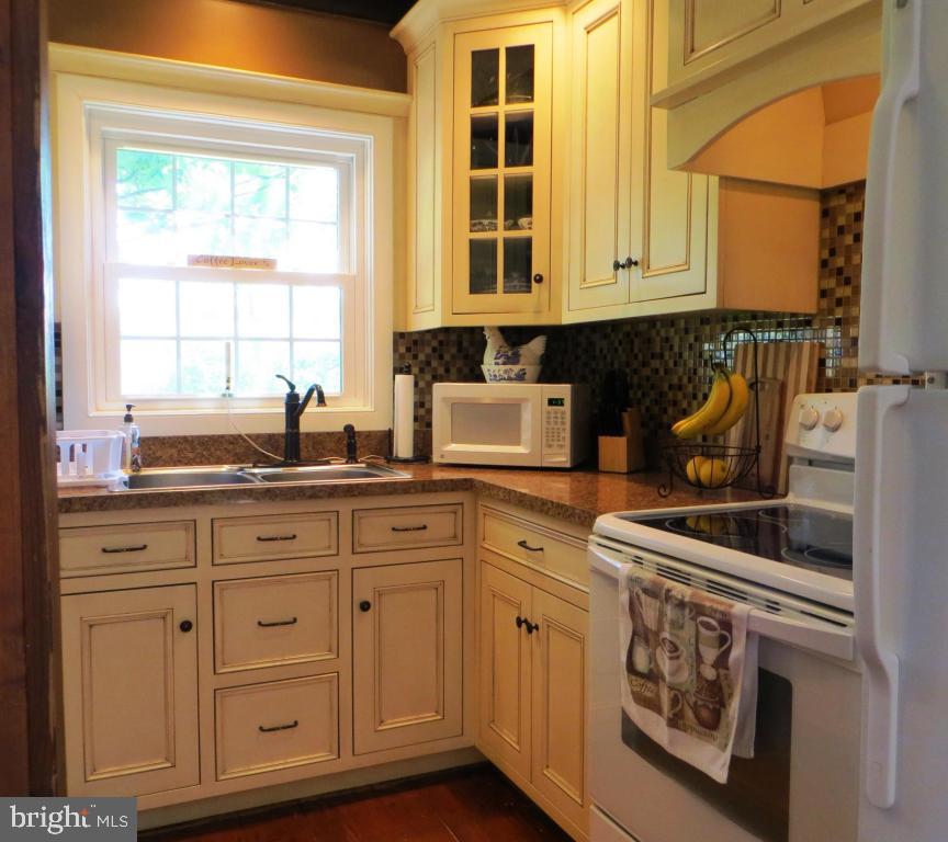 100 Royer Road Ephrata, PA 17522 - Photo 12 of 30