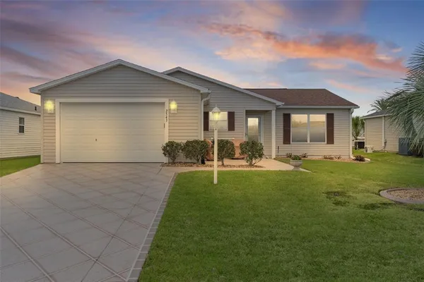 $287,500 | 2543 Raintree Drive, The Villages, FL 32162