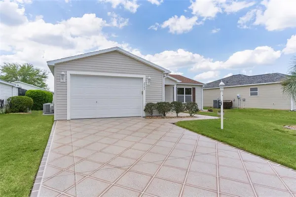 $287,500 | 2543 Raintree Drive, The Villages, FL 32162
