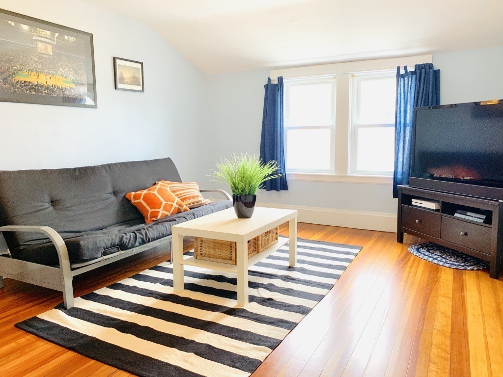 15 Warwick Road, Unit 2 Belmont, MA 02478 - Photo 19 of 22 Gallery Image 19