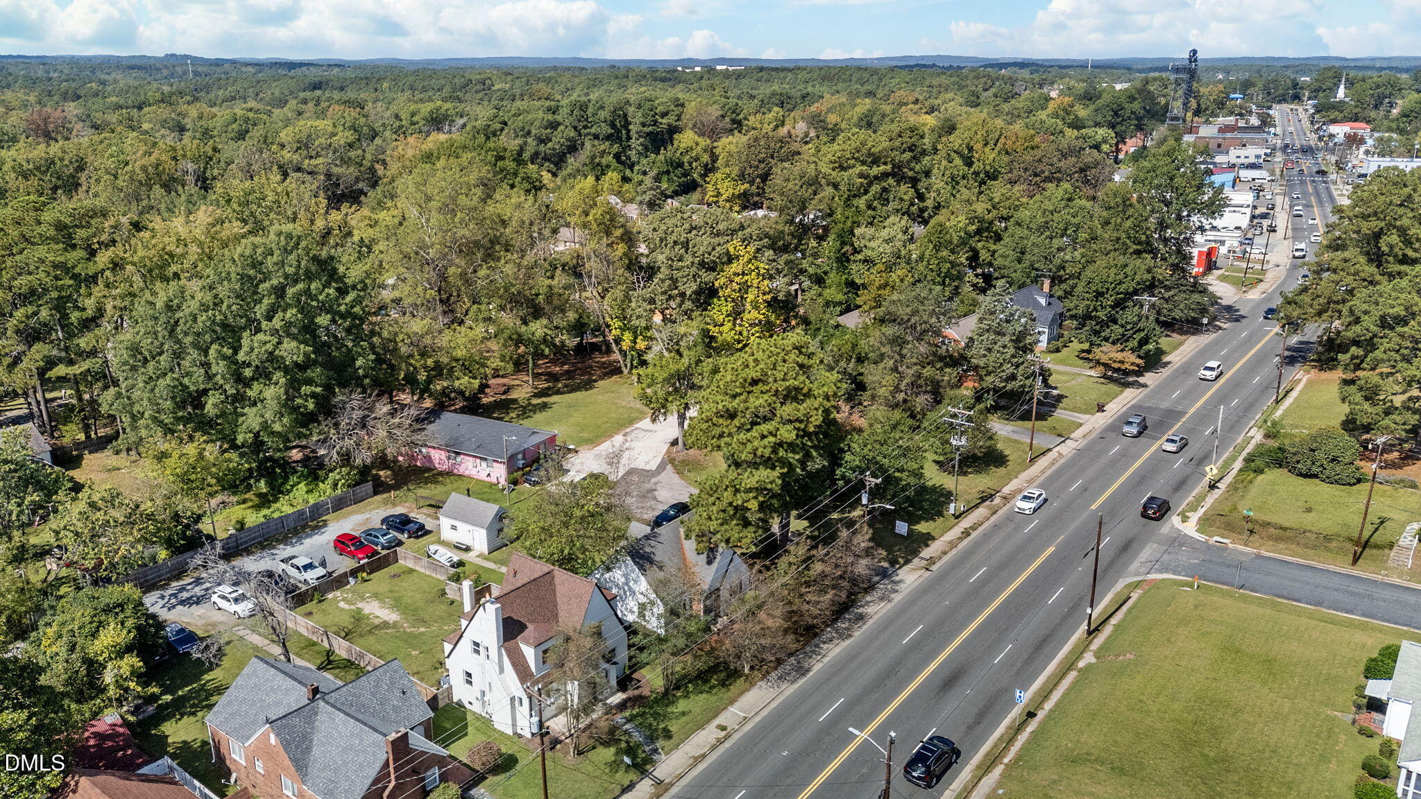 2707 North Roxboro Street Durham, NC 27704 - Photo 39 of 44 view of an outdoor space with lots of trees