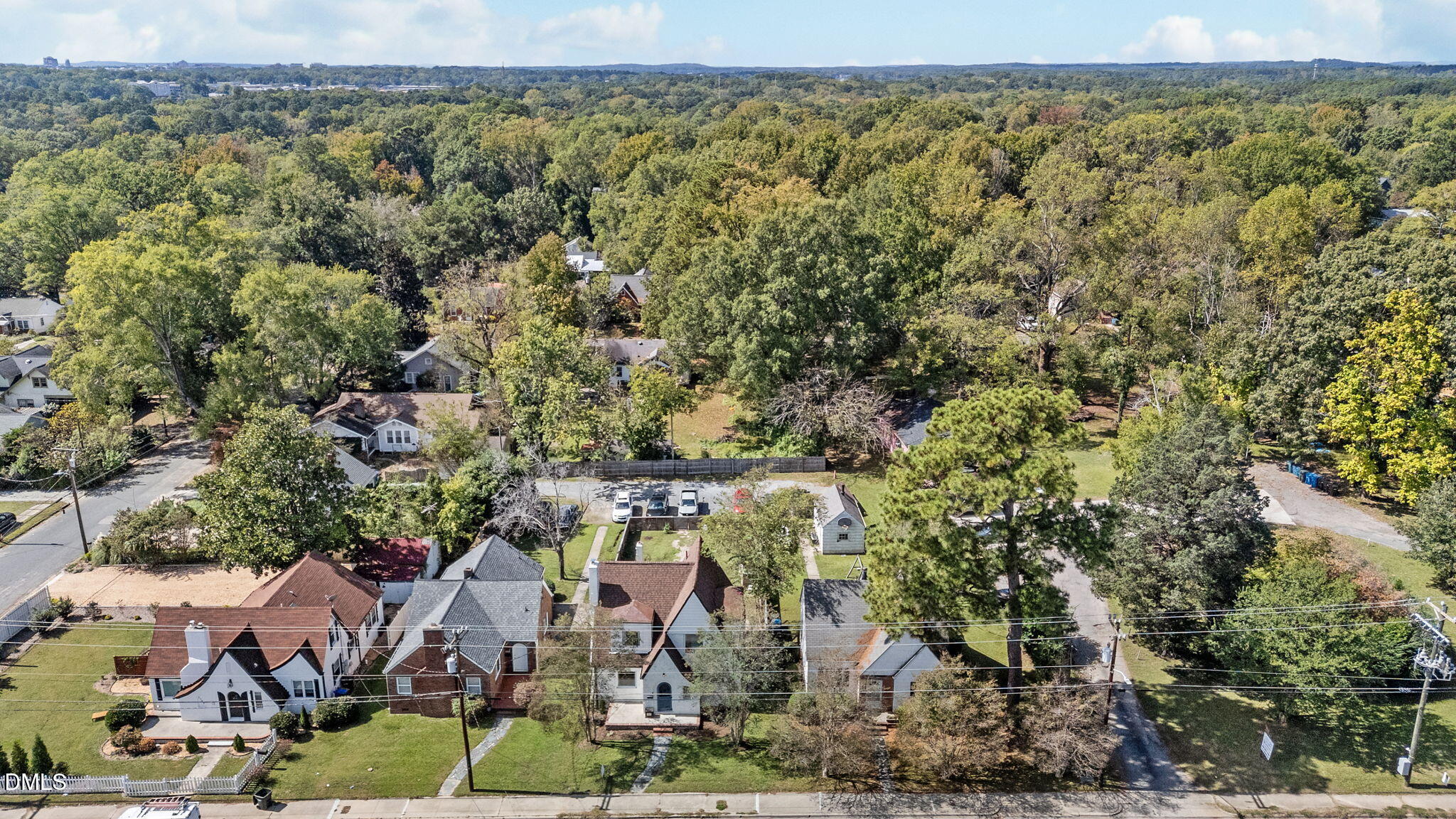 2707 North Roxboro Street Durham, NC 27704 - Photo 41 of 44 an aerial view of multiple house