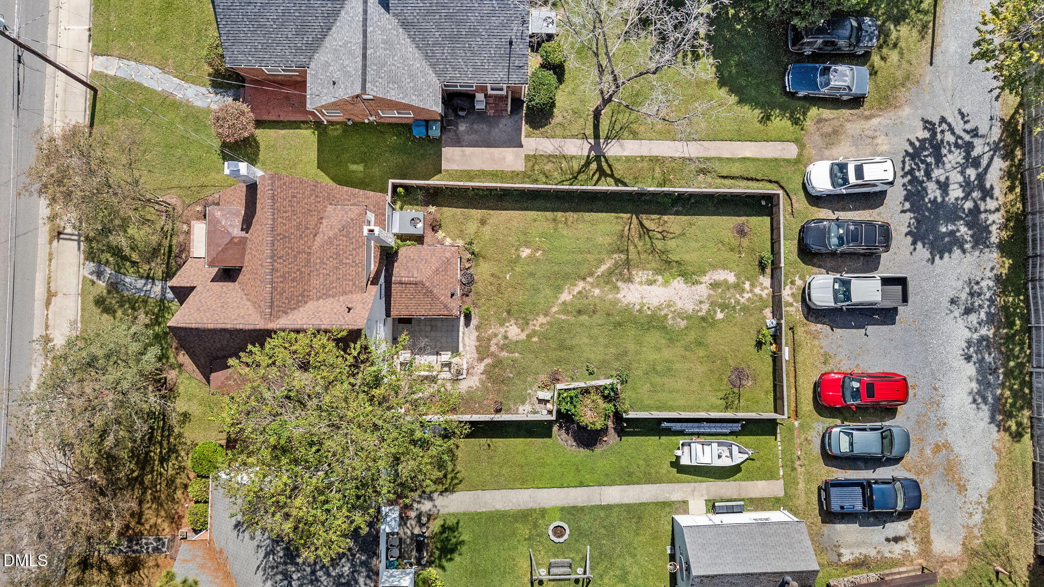 2707 North Roxboro Street Durham, NC 27704 - Photo 43 of 44 an aerial view of houses and roads