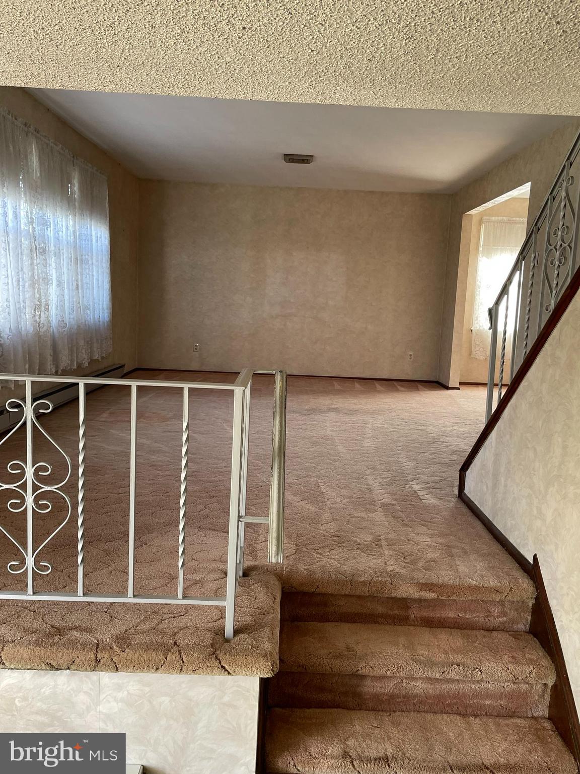 219 Broadway Hammonton, NJ 08037 - Photo 32 of 44 Living Room