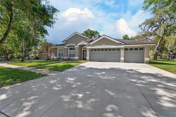 $867,000 | 5608 Osprey Park Place, Lithia, FL 33547