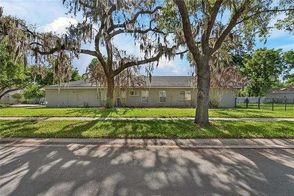 $867,000 | 5608 Osprey Park Place, Lithia, FL 33547