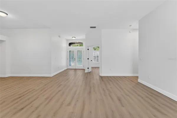 $867,000 | 5608 Osprey Park Place, Lithia, FL 33547