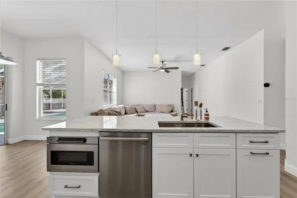 $867,000 | 5608 Osprey Park Place, Lithia, FL 33547