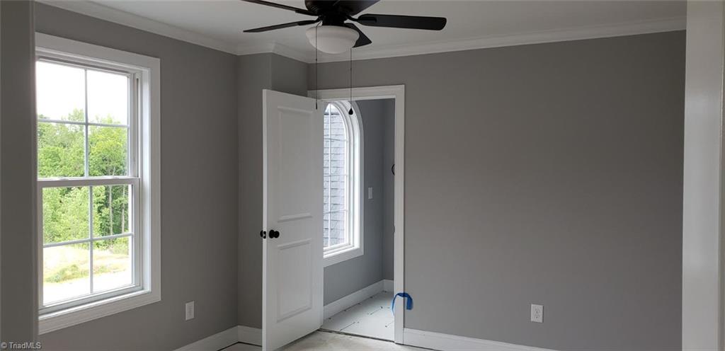 281 Pipers Ridge West Winston-Salem, NC 27127 - Photo 38 of 49 Gallery Image 38