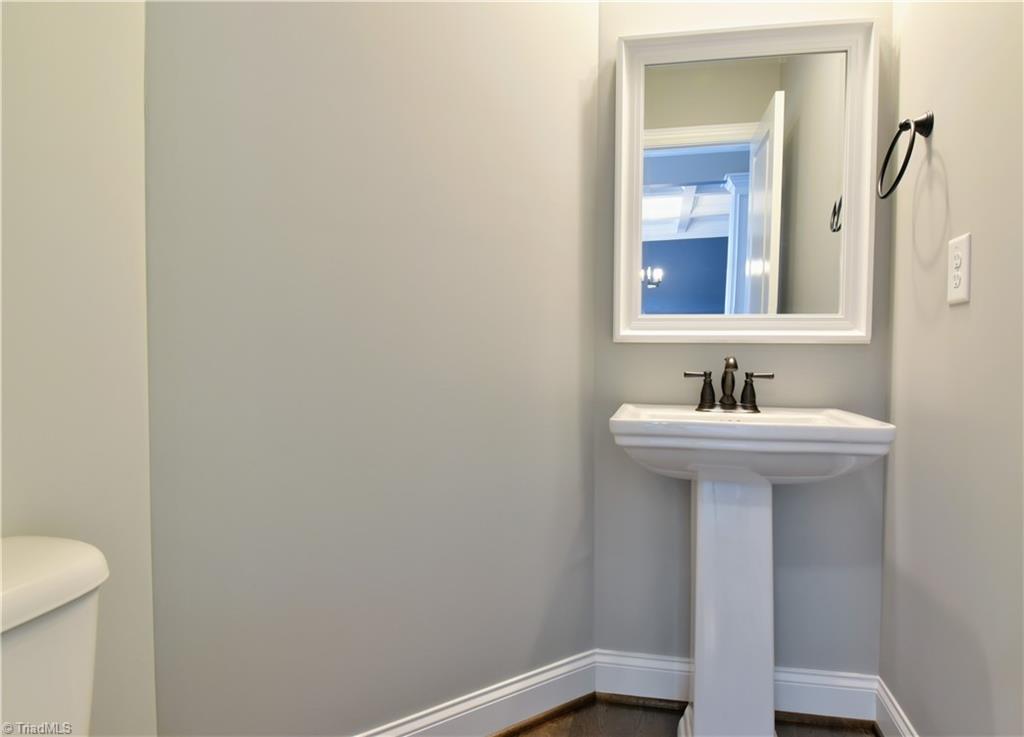 281 Pipers Ridge West Winston-Salem, NC 27127 - Photo 48 of 49 Gallery Image 48