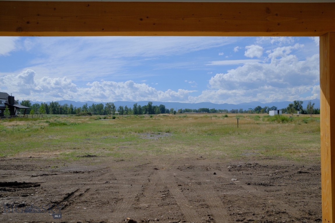 200 Crossbill Road Bozeman, MT 59718 - Photo 12 of 20 Gallery Image 12