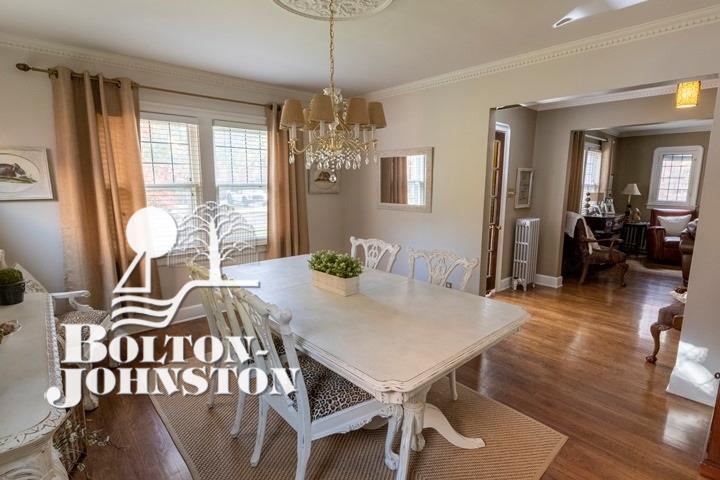 438 Roland Road Grosse Pointe, MI 48236 - Photo 11 of 33 Dining Room