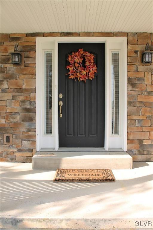 6435 Jacksonville Road Bath, PA 18014 - Photo 2 of 24 Gallery Image 2
