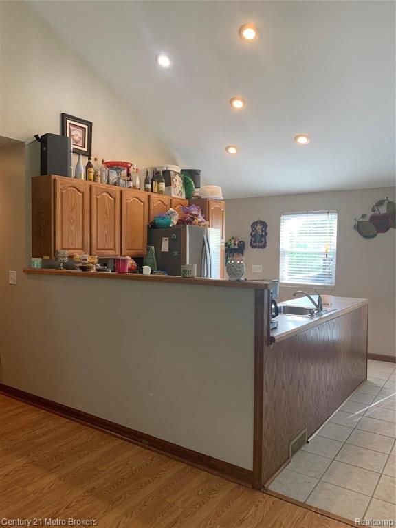 2505 Dearborn Avenue Rochester Hills, MI 48309 - Photo 8 of 25