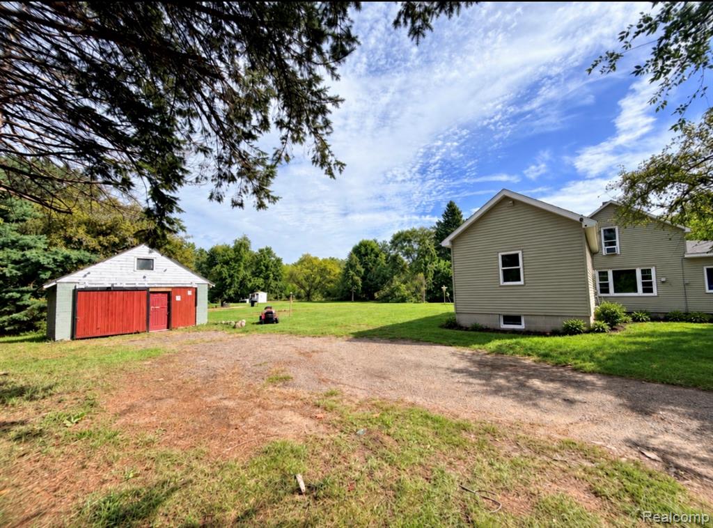 10173 East Mt Morris Road Davison, MI 48423 - Photo 13 of 44 Gallery Image 13