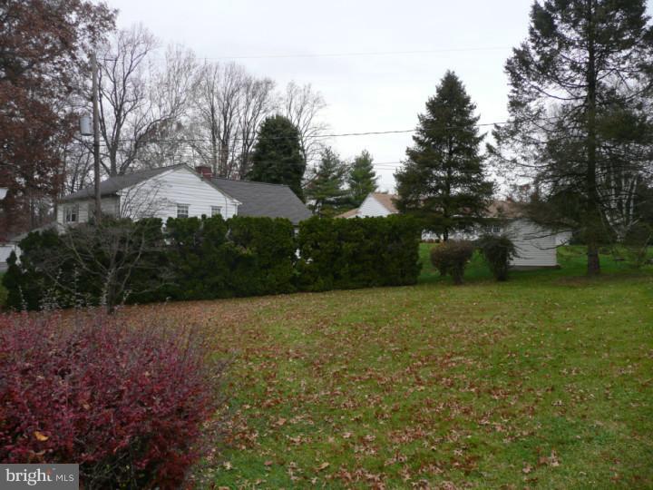 18 Jeffrey Road Reading, PA 19601 - Photo 8 of 8 Exterior Back