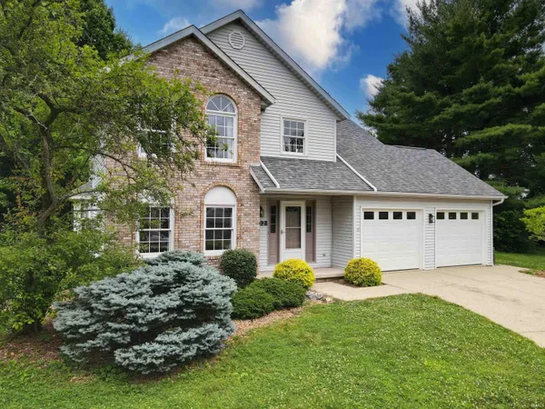 $2,500 | 902 South Rainier Court, Bloomington, IN 47401