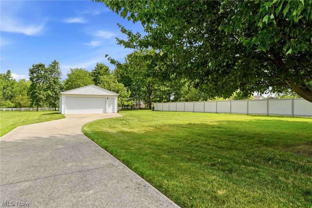13176 Whitney Road Strongsville, OH 44136 - Photo 37 of 50 Gallery Image 37