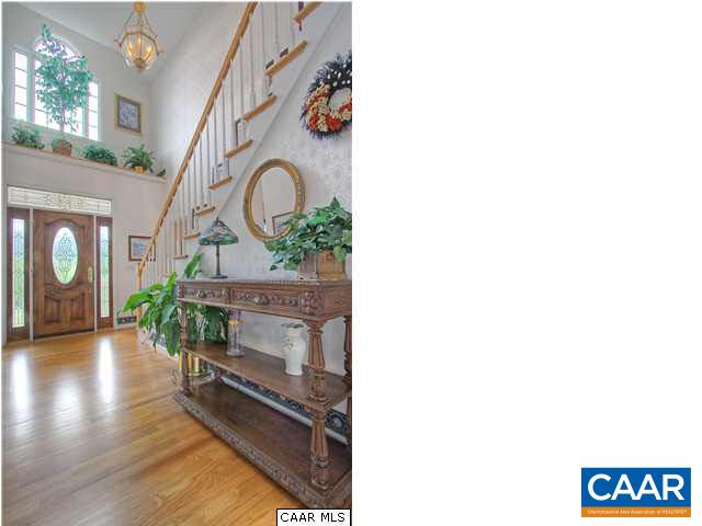 9075 Critzer Shop Road Afton, VA 22920 - Photo 9 of 32 a view of a living room and bathroom