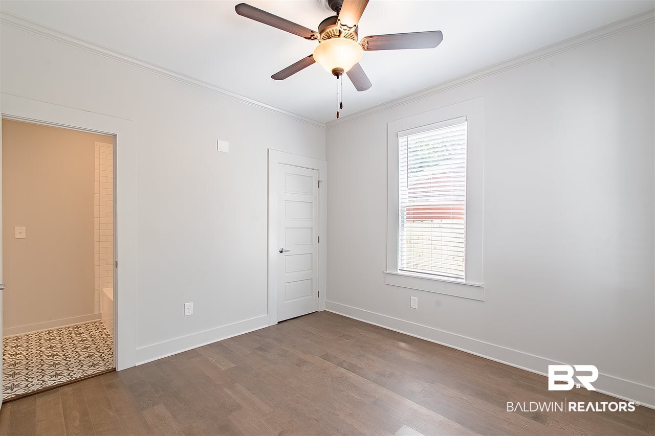 110 North Julia Street Mobile, AL 36604 - Photo 17 of 50