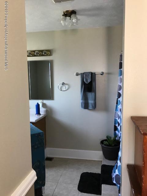 520 Elm Court Rifle, CO 81650 - Photo 22 of 37 a room with a potted plant