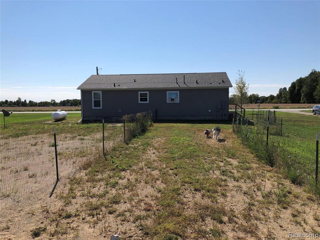 14700 Burt Road Capac, MI 48014 - Photo 4 of 30