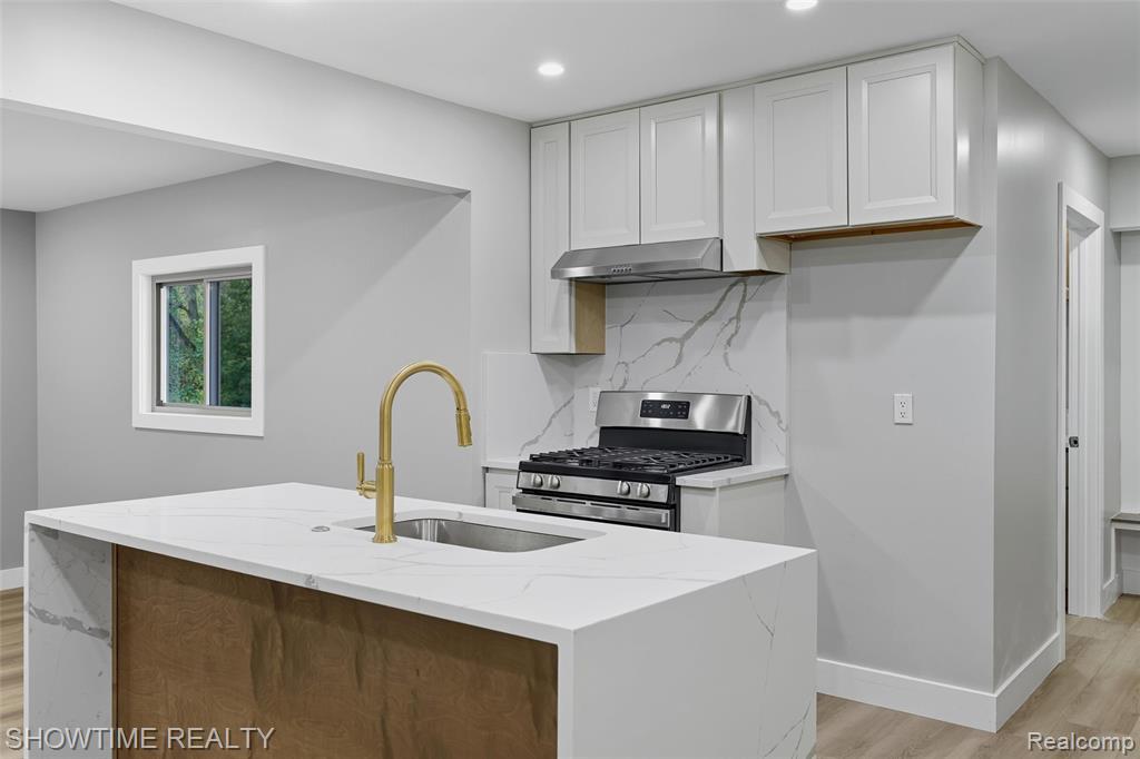 2305 South Fairgrounds Road Imlay City, MI 48444 - Photo 7 of 37 Gallery Image 7