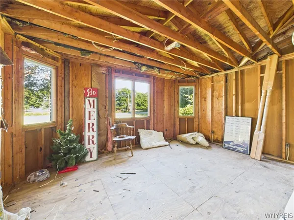 $189,999 | 9279 Lake Avenue, Portland, NY 14716