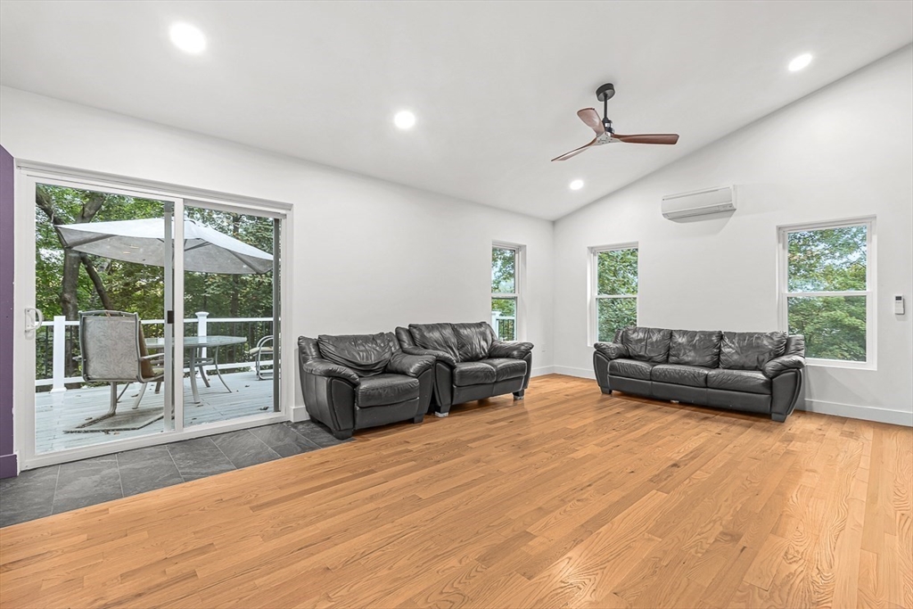 11 Longview Road Framingham, MA 01701 - Photo 14 of 38 Gallery Image 14