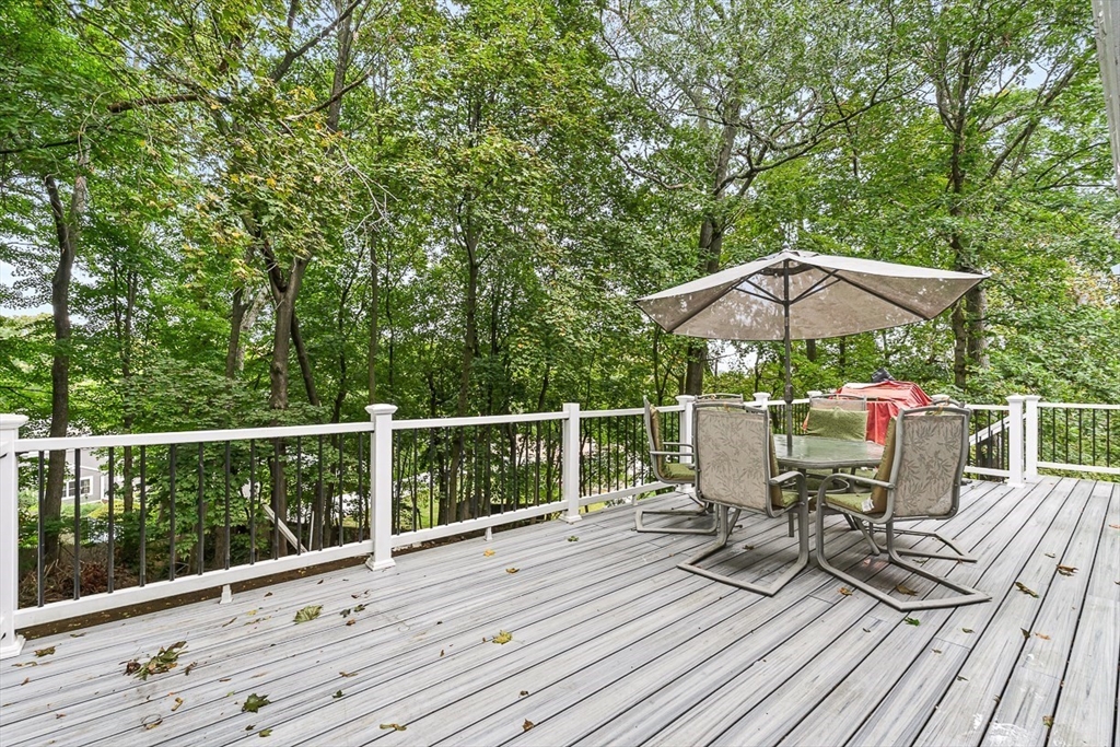 11 Longview Road Framingham, MA 01701 - Photo 15 of 38 Gallery Image 15
