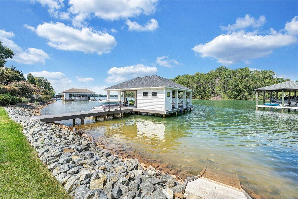 176 Three Point Isle Drive Penhook, VA 24137 - Photo 74 of 102 073-MIB00658