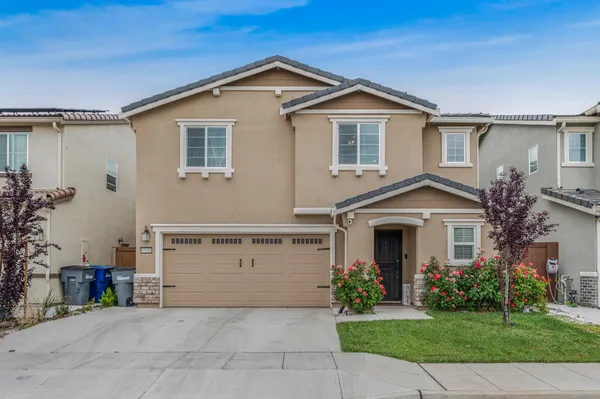 $474,999 | 6648 East Washington Avenue, Fresno, CA 93727