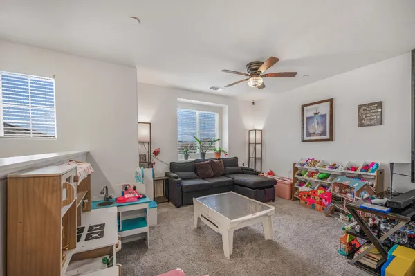 $474,999 | 6648 East Washington Avenue, Fresno, CA 93727