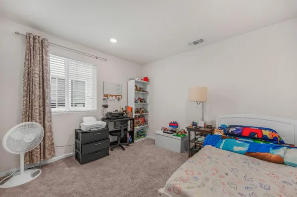 $474,999 | 6648 East Washington Avenue, Fresno, CA 93727