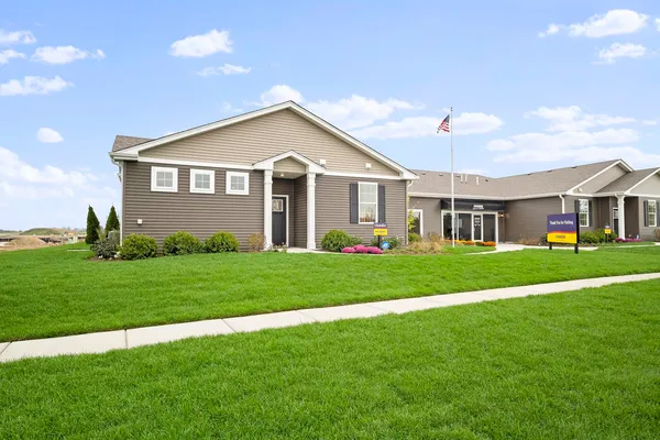 $316,990 | 6438 Maple Glen Drive, Wonder Lake, IL 60097