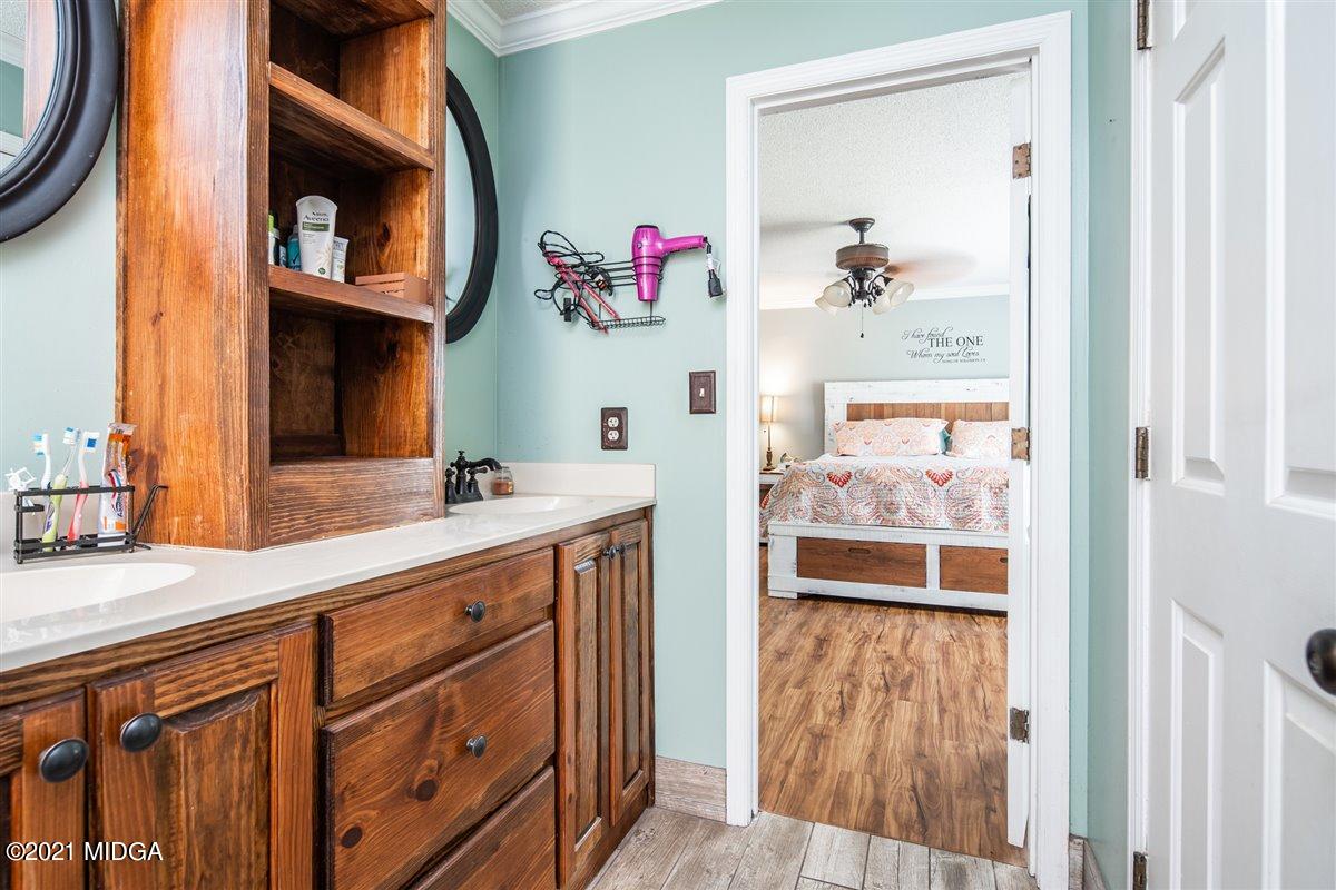 2083 Graham Road Macon, GA 31211 - Photo 15 of 34 16-DSC00995