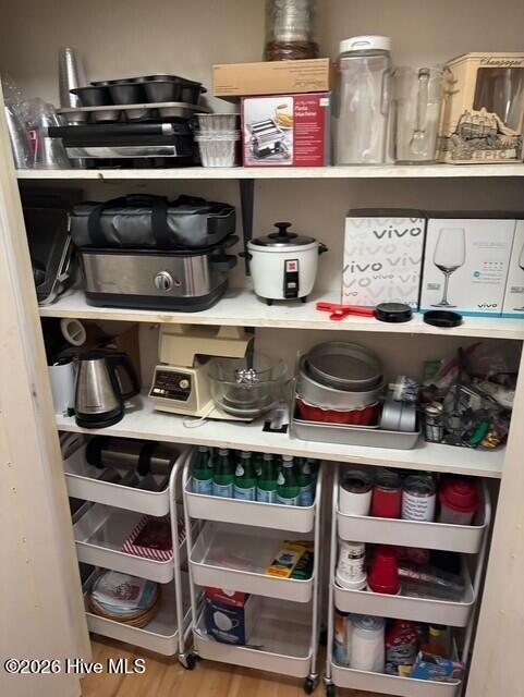 2422 Tram Road New Bern, NC 28562 - Photo 12 of 24 Pantry