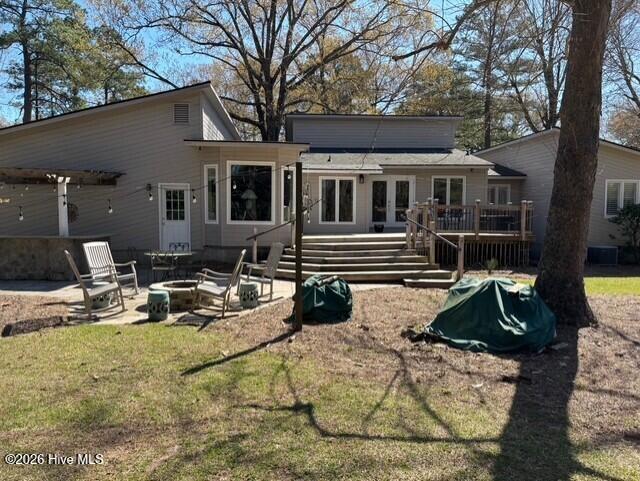 2422 Tram Road New Bern, NC 28562 - Photo 4 of 24 Rear of Home