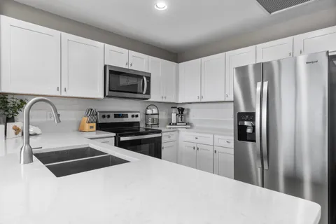 $369,000 | 15100 Front Beach Road, Unit 424, Panama City Beach, FL 32413