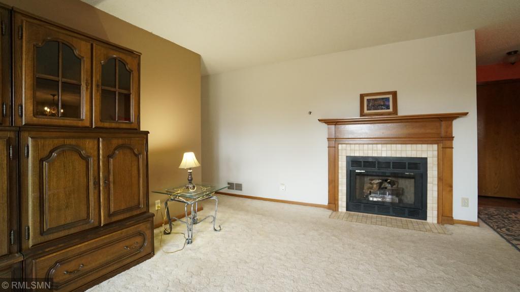 1890 Fox Ridge Road, Unit D West St. Paul, MN 55118 - Photo 7 of 15 Gallery Image 7
