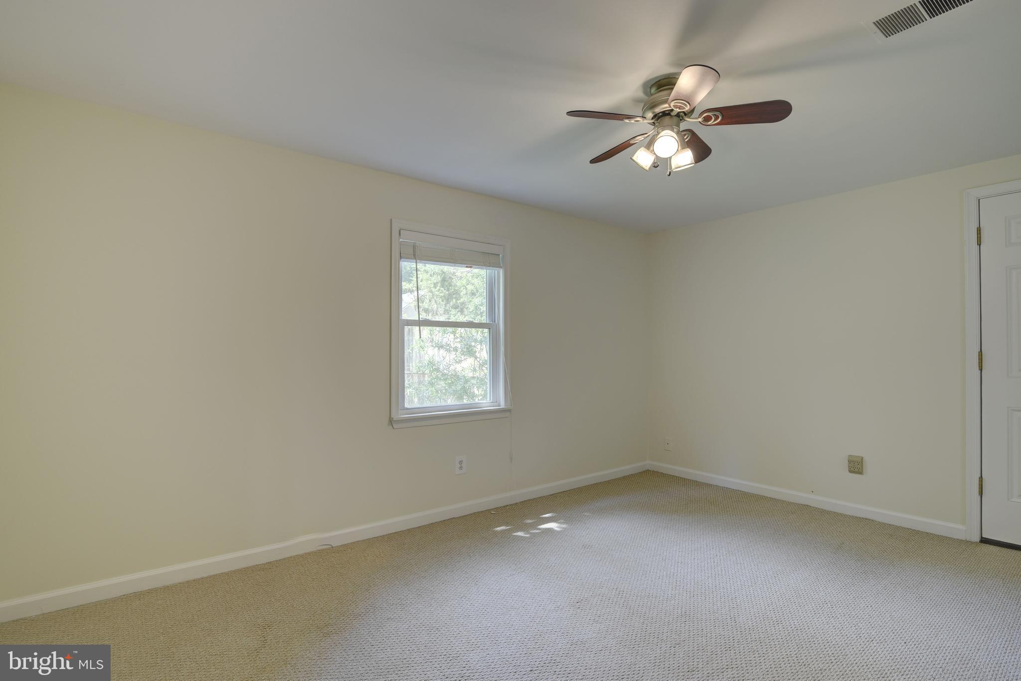 7804 Schelhorn Road Alexandria, VA 22306 - Photo 15 of 30 Primary Bedroom