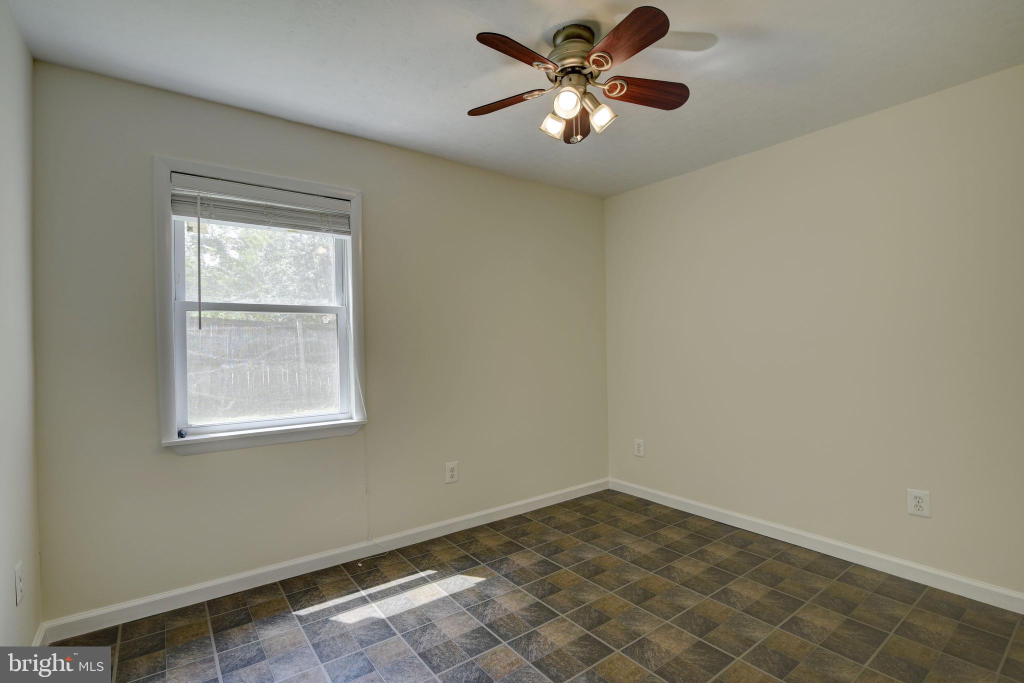 7804 Schelhorn Road Alexandria, VA 22306 - Photo 23 of 30 Bedroom 3