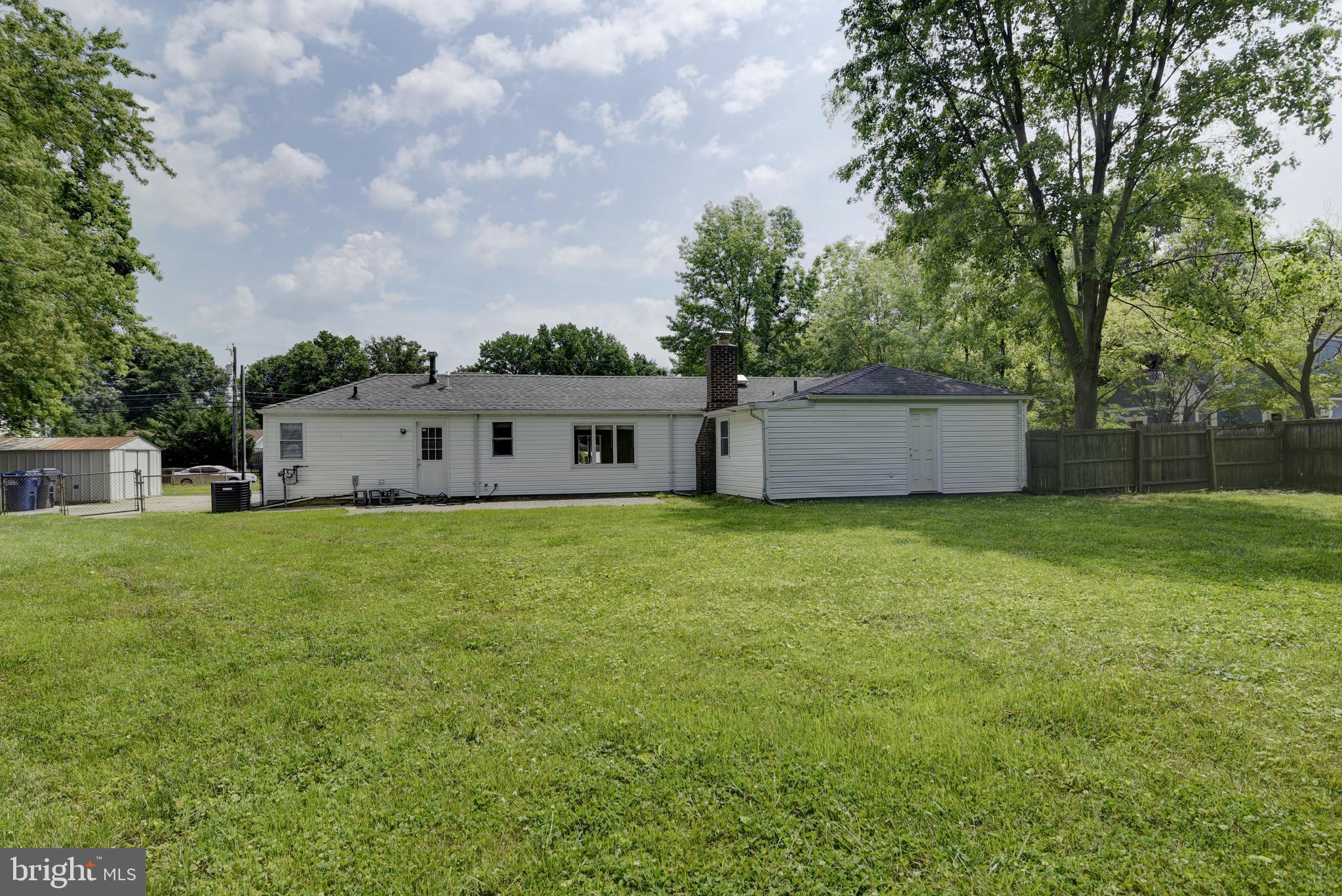 7804 Schelhorn Road Alexandria, VA 22306 - Photo 28 of 30 Expansive Backyard
