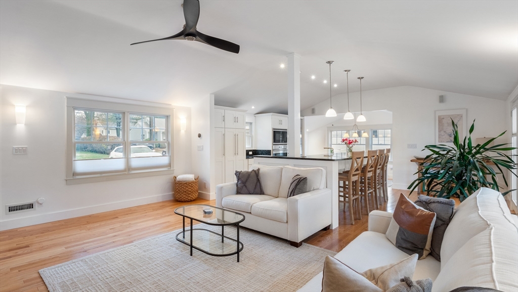 13 Moynihan Road Hamilton, MA 01982 - Photo 12 of 42 Gallery Image 12