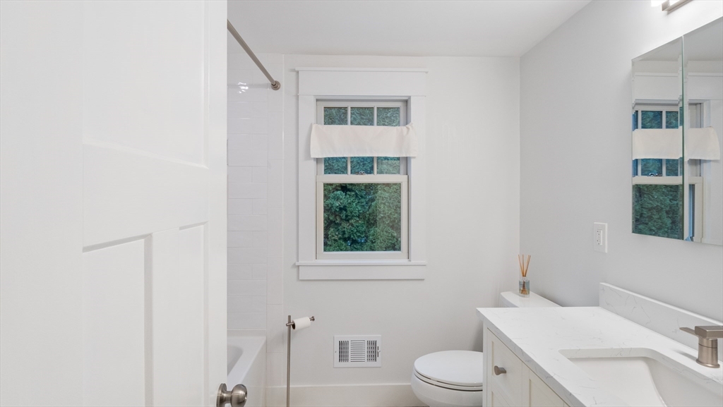 13 Moynihan Road Hamilton, MA 01982 - Photo 29 of 42 Gallery Image 29