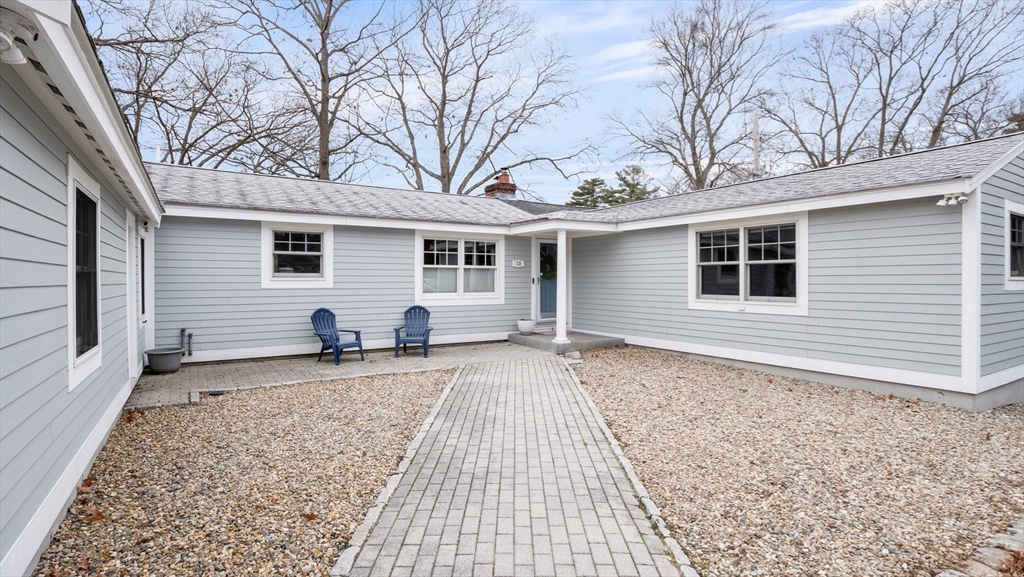 13 Moynihan Road Hamilton, MA 01982 - Photo 3 of 42 Gallery Image 3