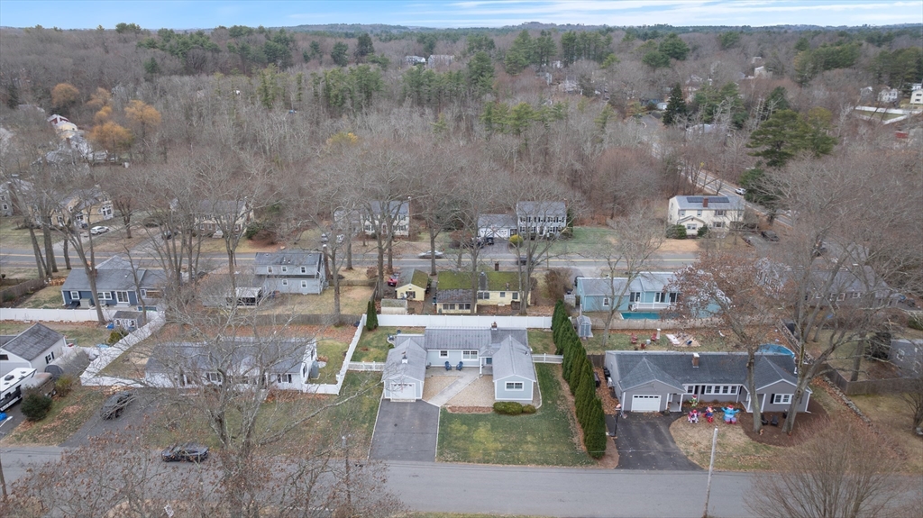 13 Moynihan Road Hamilton, MA 01982 - Photo 38 of 42 Gallery Image 38