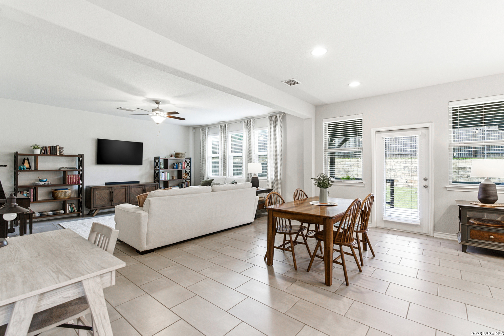 23031 Woodlawn Ridge San Antonio, TX 78259 - Photo 14 of 49